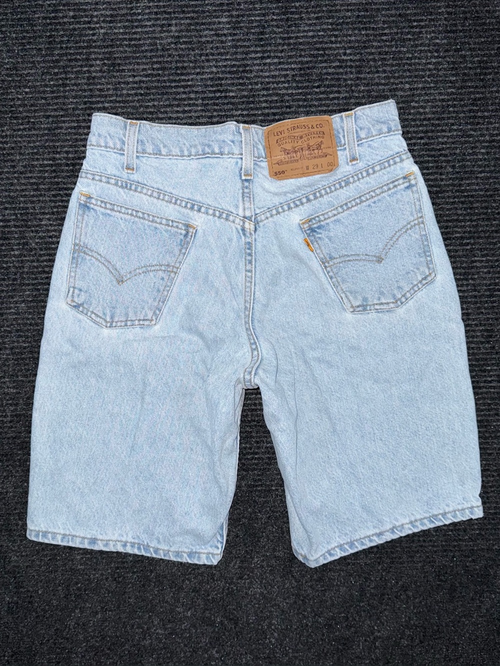 Vtg 90s Levi’s 550 Relaxed Orange Tab Denim Shorts Light Wash 27 (tag 29) Jorts